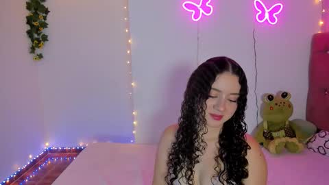 Snapshot of madison_pettis1 chatting on 09/13/25, 03:50 Madison online show from 09/13/25, 03:50