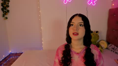 Snapshot of madison_pettis1 chatting on 10/01/25, 03:34 Madison online show from 10/01/25, 03:34