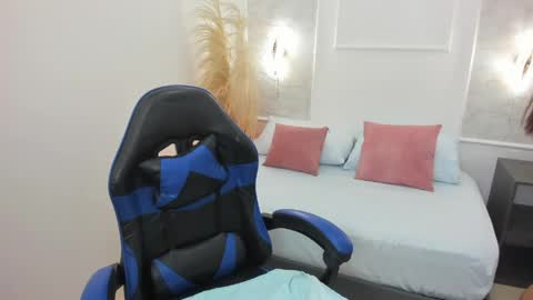 M A D I S O N online show from 05/01/26, 07:18