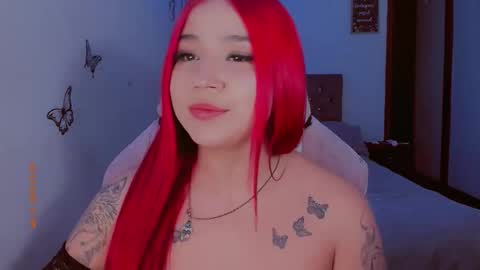 Snapshot of madison_x17 chatting on 04/06/26, 04:46 madso x17 online show from 04/06/26, 04:46