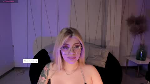 Snapshot of madisonkane chatting on 05/24/26, 11:04 Madison Kane online show from 05/24/26, 11:04