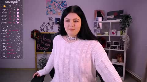 Snapshot of madisonmongomery chatting on 12/26/24, 02:16 madisonmongomery online show from 12/26/24, 02:16