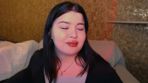 Snapshot of madisonmongomery chatting on 02/25/25, 12:13 madisonmongomery online show from 02/25/25, 12:13