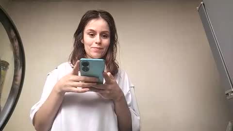 My name is madi Lushdomi is activeThere are legends that in this room all your wishes can come true  Private is Open online show from 05/29/26, 05:44