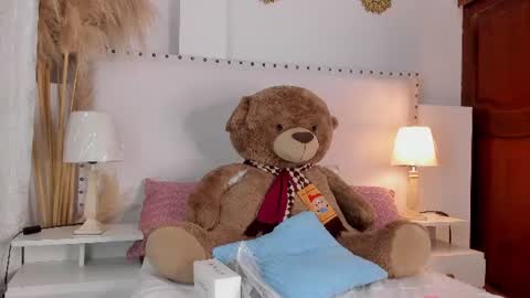 Snapshot of madisson__stone chatting on 06/10/26, 10:41 Madisson stone online show from 06/10/26, 10:41