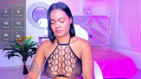 Snapshot of madisson_davon chatting on 12/21/24, 02:04 Madisson Davon online show from 12/21/24, 02:04