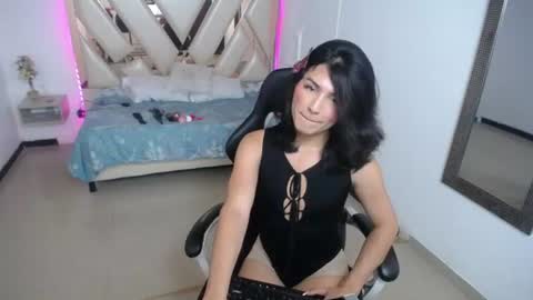 Snapshot of madisson_jones18 chatting on 07/11/26, 07:05 madisson_jones18 online show from 07/11/26, 07:05