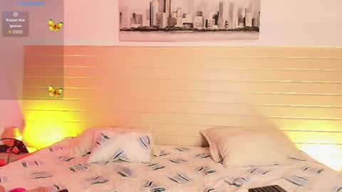    online show from 12/15/25, 07:18