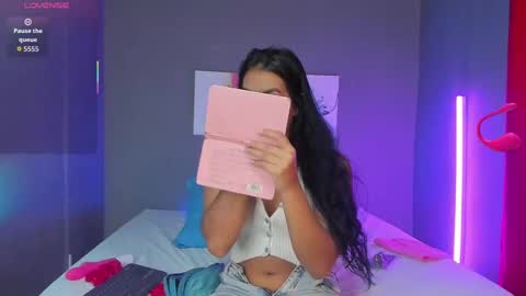 Snapshot of madissonshakur19 chatting on 09/16/25, 05:14 Madi online show from 09/16/25, 05:14