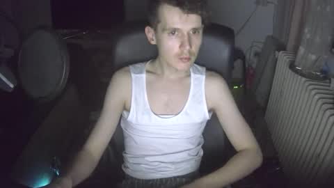 Snapshot of madnessss1215 chatting on 03/06/26, 04:25 madnessss1215 online show from 03/06/26, 04:25