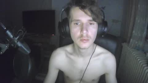 Snapshot of madnessss1215 chatting on 03/08/26, 05:28 madnessss1215 online show from 03/08/26, 05:28