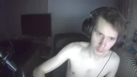 Snapshot of madnessss1215 chatting on 03/12/26, 09:26 madnessss1215 online show from 03/12/26, 09:26