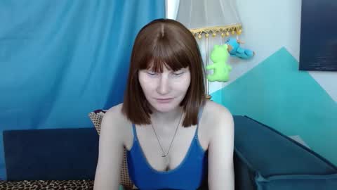 Elizabeth online show from 10/15/25, 02:01