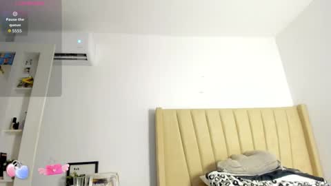 Snapshot of mady_edwards chatting on 11/21/25, 11:14 Mady online show from 11/21/25, 11:14