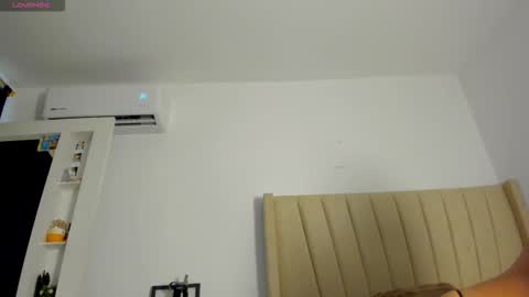 Snapshot of mady_edwards chatting on 12/02/25, 10:16 Mady online show from 12/02/25, 10:16