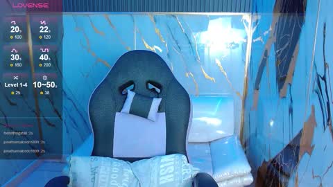 Snapshot of mady_muse chatting on 03/10/26, 11:43 MADY online show from 03/10/26, 11:43