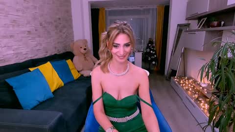 Madye Roberts online show from 12/31/24, 08:45