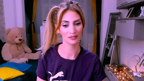 Madye Roberts online show from 01/17/25, 02:08