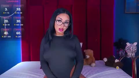 MadyLuxx online show from 02/13/26, 07:32