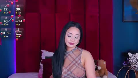 MadyLuxx online show from 04/18/26, 07:07