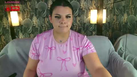 Snapshot of madymoan chatting on 07/04/26, 10:21 MADYMOAN online show from 07/04/26, 10:21