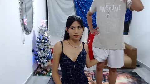 Snapshot of madysonandsteven chatting on 12/04/25, 12:53 MadysonAndSteven online show from 12/04/25, 12:53