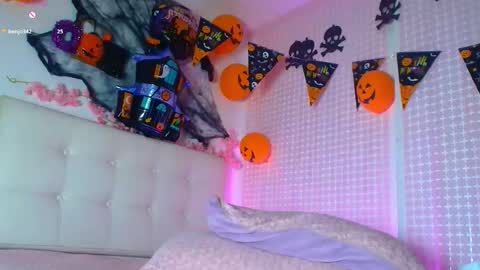 madysson__js_ online show from 11/01/25, 12:01