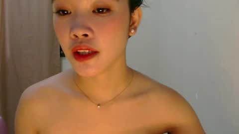 Snapshot of mae_luna chatting on 06/17/26, 11:49 mae_luna online show from 06/17/26, 11:49