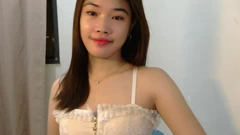 Snapshot of mae_luna chatting on 07/24/26, 10:19 mae_luna online show from 07/24/26, 10:19