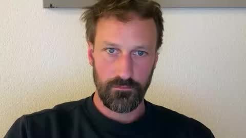 Snapshot of maenu_69 chatting on 11/03/25, 10:53 maenu_69 online show from 11/03/25, 10:53