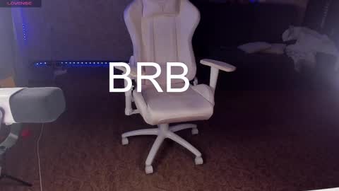 Maevee online show from 02/22/25, 09:34