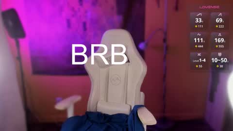 Maevee online show from 12/17/25, 09:26