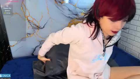 maevekuro online show from 11/22/25, 03:27