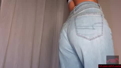 Snapshot of maevemads chatting on 11/25/25, 05:07 Meaves online show from 11/25/25, 05:07