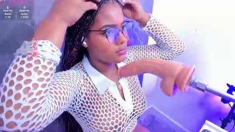 Snapshot of mafe_garcia chatting on 06/21/26, 11:24 Maria fernada online show from 06/21/26, 11:24