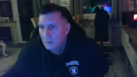 Snapshot of mafie75 chatting on 02/14/26, 10:17 mafie75 online show from 02/14/26, 10:17