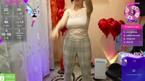 Snapshot of mag1c_eyes chatting on 03/05/25, 07:06 mag1c_eyes online show from 03/05/25, 07:06