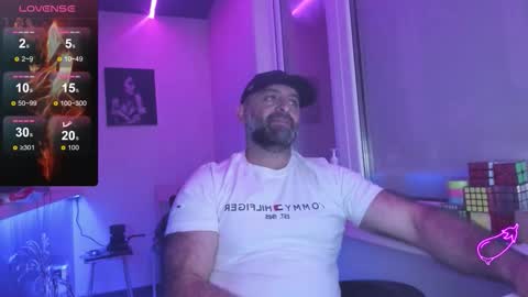 Magabear online show from 09/11/25, 10:10