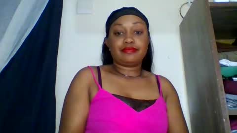 Snapshot of magdalinemus chatting on 05/29/26, 10:13 magdalinemus online show from 05/29/26, 10:13