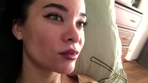 magggg658318 online show from 01/04/25, 11:43