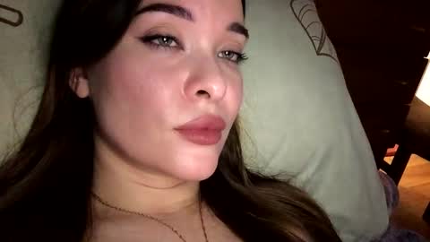 magggg658318 online show from 10/11/25, 04:05