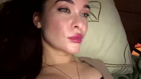 magggg658318 online show from 10/29/25, 04:20