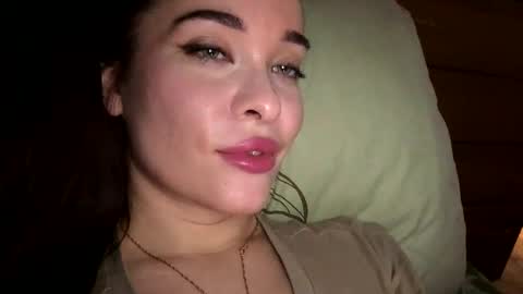 magggg658318 online show from 11/20/25, 05:12