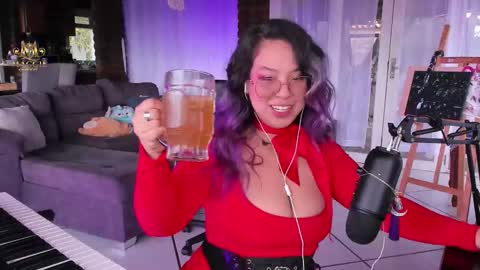 Snapshot of maggie_queen chatting on 10/01/25, 09:10 Luna online show from 10/01/25, 09:10