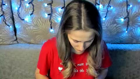 Maggie online show from 12/21/25, 05:58