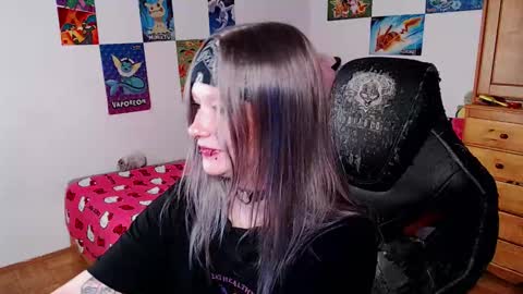 Snapshot of maggieswaggy chatting on 11/04/25, 03:55 Magdalene Swaggy online show from 11/04/25, 03:55