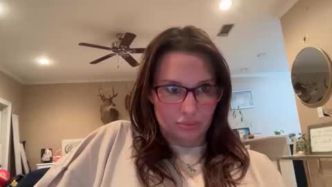 Snapshot of maggiexoxox chatting on 11/08/25, 09:20 maggiexoxox online show from 11/08/25, 09:20