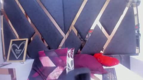 Snapshot of maggyx_69 chatting on 07/02/26, 04:02 Kimy online show from 07/02/26, 04:02