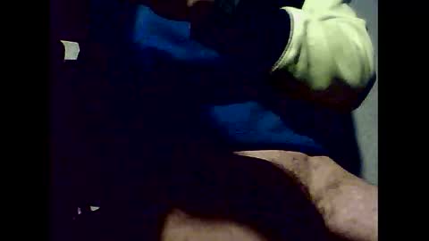 Snapshot of magic199 chatting on 11/23/25, 11:48 romantic online show from 11/23/25, 11:48