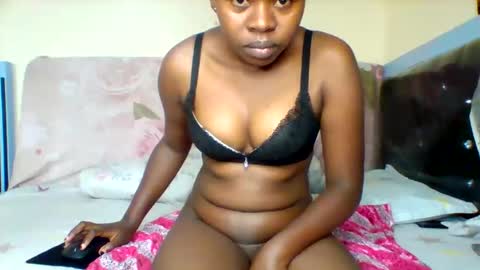 Snapshot of magic_bliss chatting on 10/05/25, 06:45 Bliss online show from 10/05/25, 06:45